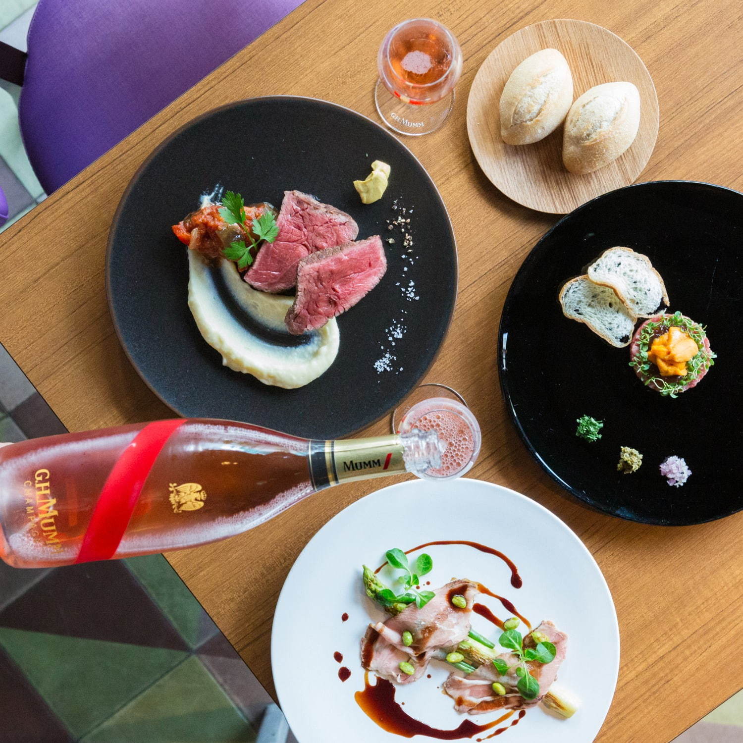写真3 29 東京 大阪の人気レストラン 人気料理 黄金シャンパーニュ メゾン マムで贅沢ディナー 女子会を ファッションプレス