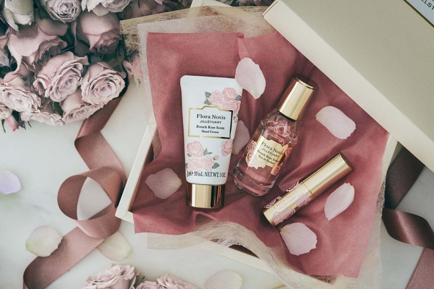 フローラノーティス ジルスチュアート20年春コスメ、フレンチローズ香るリップバームやハンドクリーム