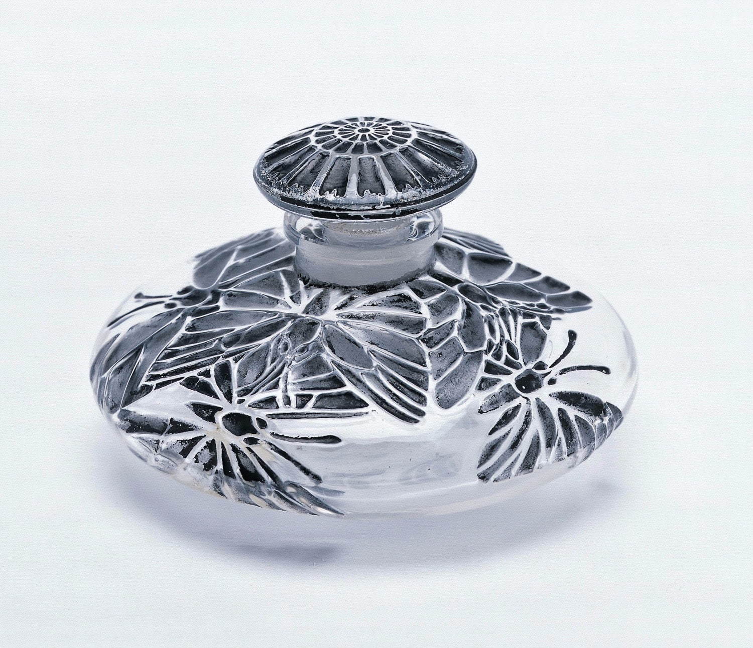 ルネ・ラリック、香水瓶「ミスティ」原型制作：1925年、L. T. ピヴェール