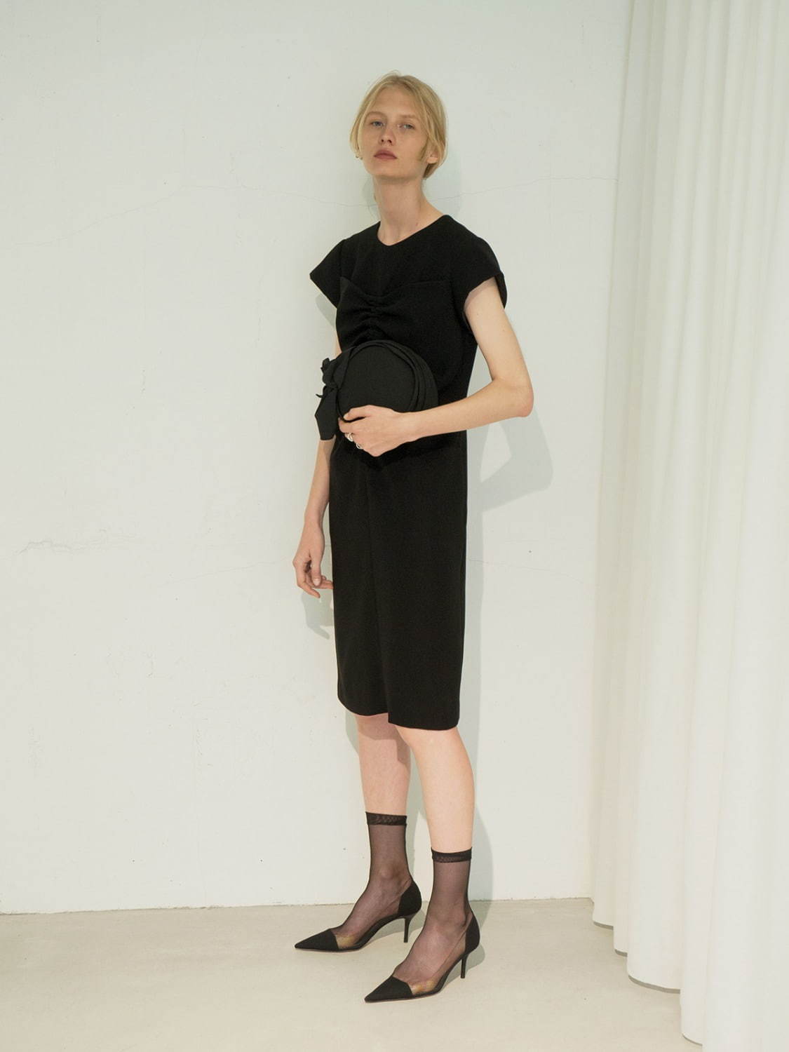 Side Padded Dress／ドレス – Numero CLOSET