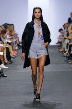 ラグ & ボーン2013年春夏コレクション - 相反する質感が織り成すスポーティフェミニン｜写真2