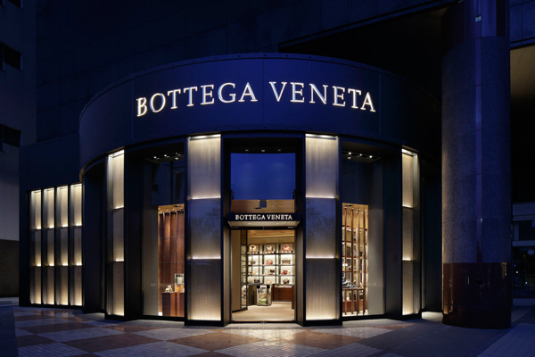 ボッテガ・ヴェネタが広島に新ブティックをオープン | 写真
