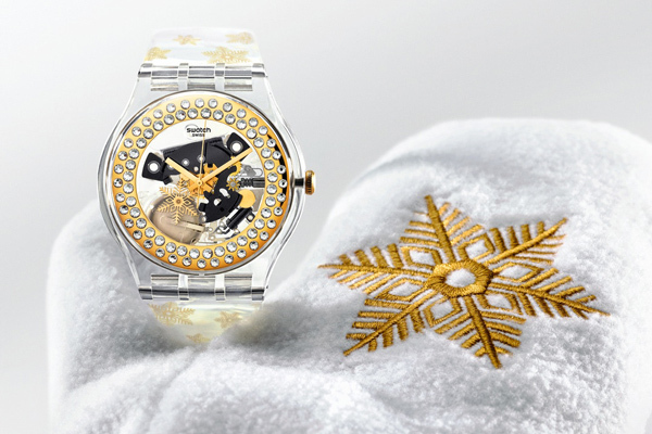 スウォッチからクリスマススペシャルコレクション「Snow Your Time Away」が登場 | 写真