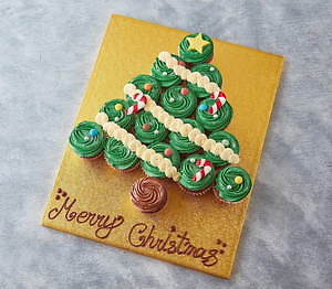 ローラズ カップケーキ 東京のクリスマス限定スイーツ 雪の結晶 モチーフやツリー型ケーキ ファッションプレス