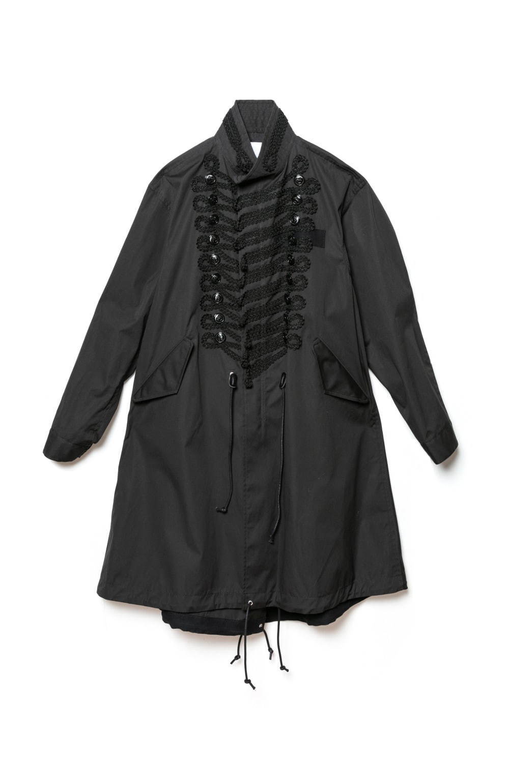 sacai ドーバー限定のモッズコート、ナポレオンジャケットの装飾を加えて｜写真2