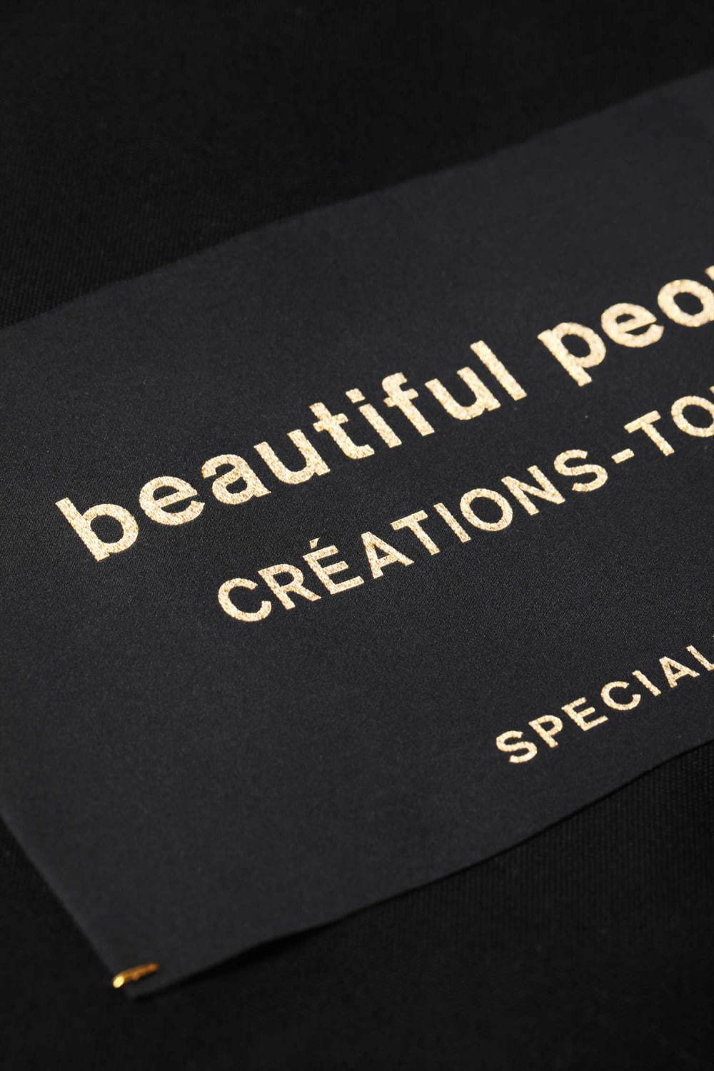 ビューティフルピープル(beautiful people) ビッグタグトート｜写真2