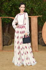 ディオールから“カムフラージュ柄”の新作ブックトートやサドル バッグが登場｜写真14