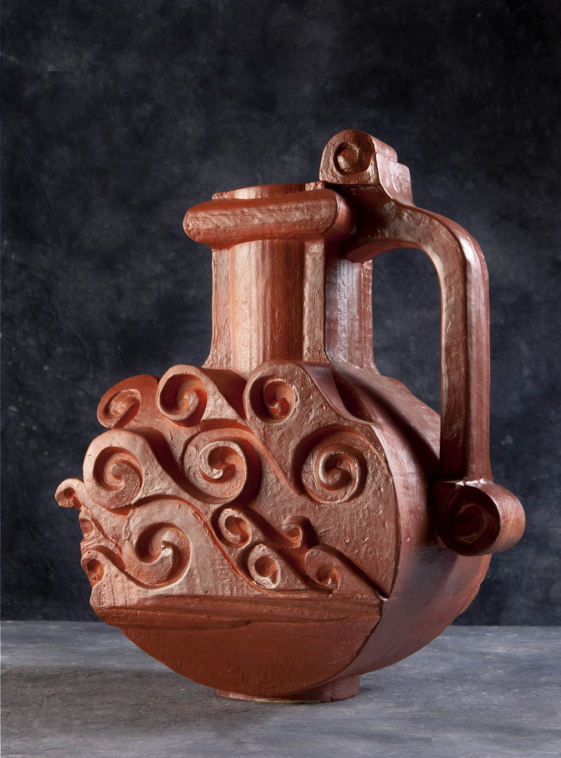 ニーノ・カルーソ 《把手付壺》 1983-84年