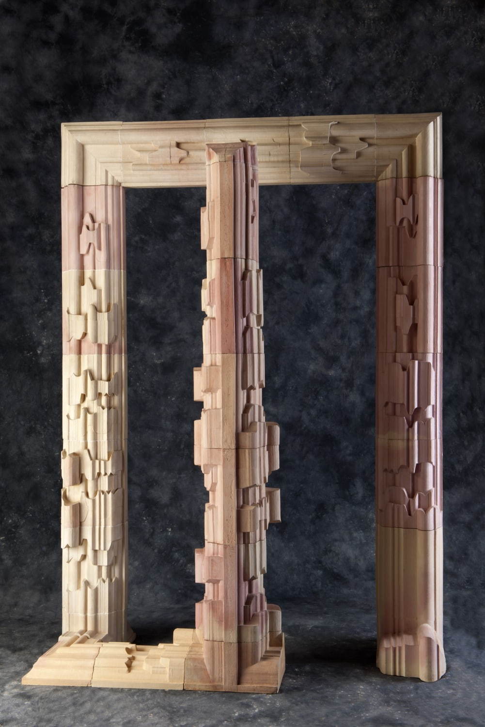 ニーノ・カルーソ 《アーチ／彫刻（セジェスタ）》 1988-91年