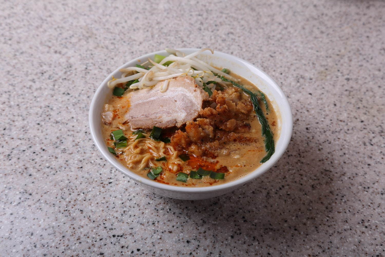 東京・大井競馬場「ラーメンフェス 2019」 鯛塩そば 灯花や昌平らーめん、麺屋西川など出店｜写真6