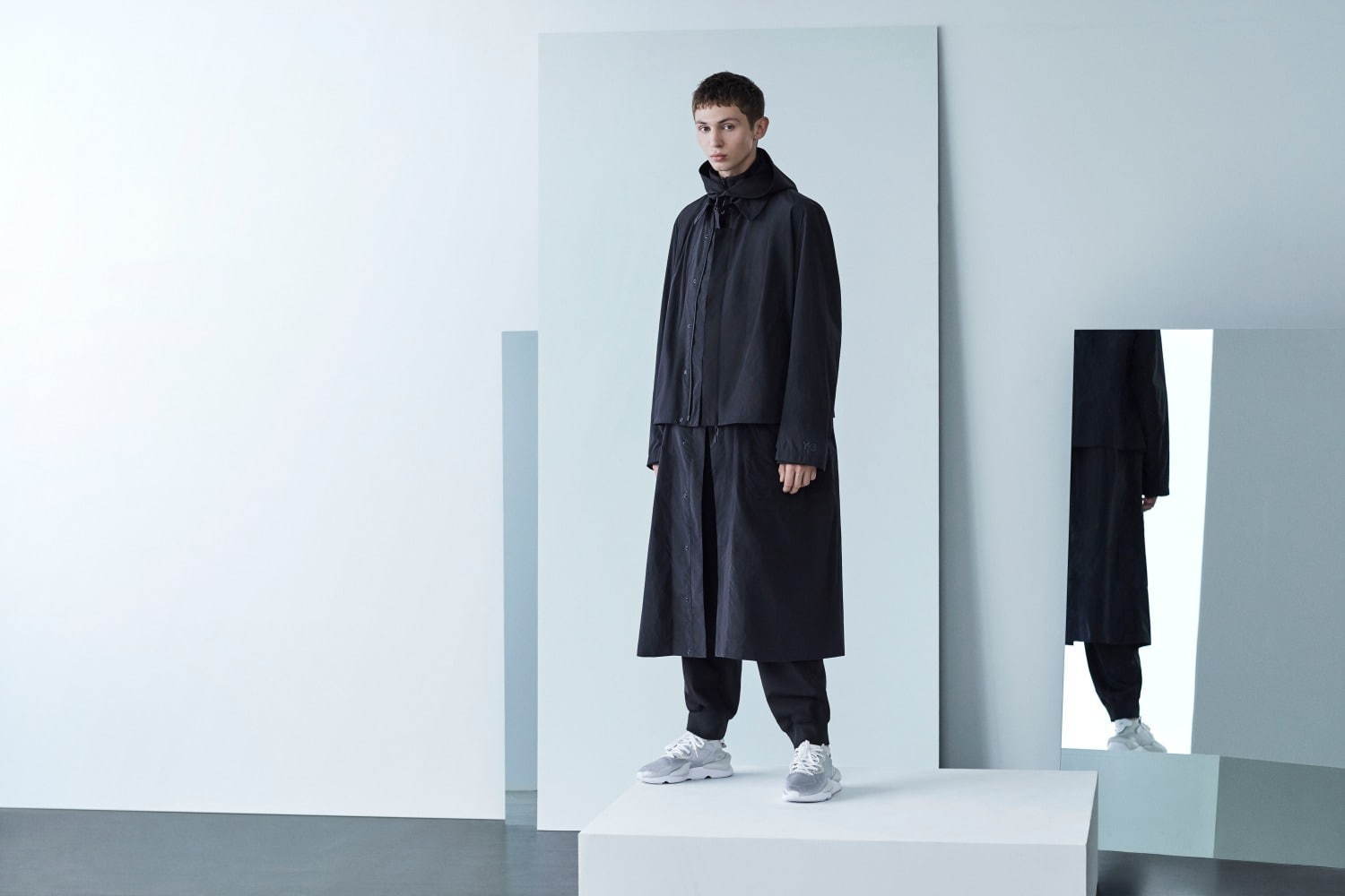 Y-3の2020年春夏新作ウェア＆スニーカー、“暴走族”着想の刺繍Tシャツ＆ジャケットなど｜写真31