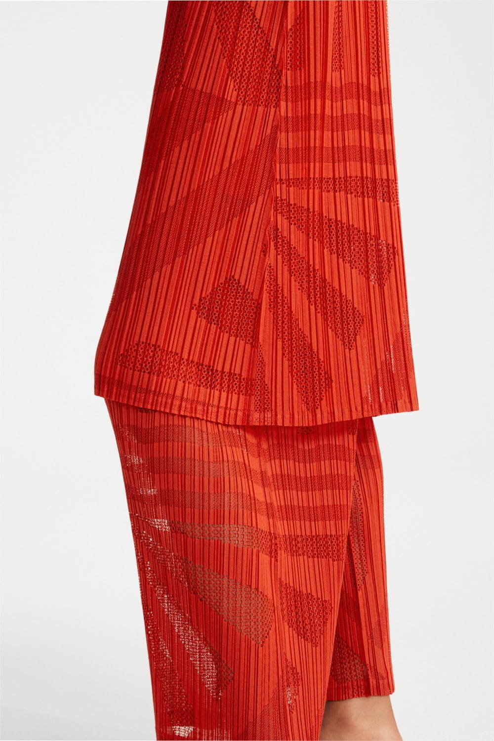 プリーツ プリーズ イッセイ ミヤケ(PLEATS PLEASE ISSEY MIYAKE) 2020年春夏ウィメンズコレクション  - 写真27