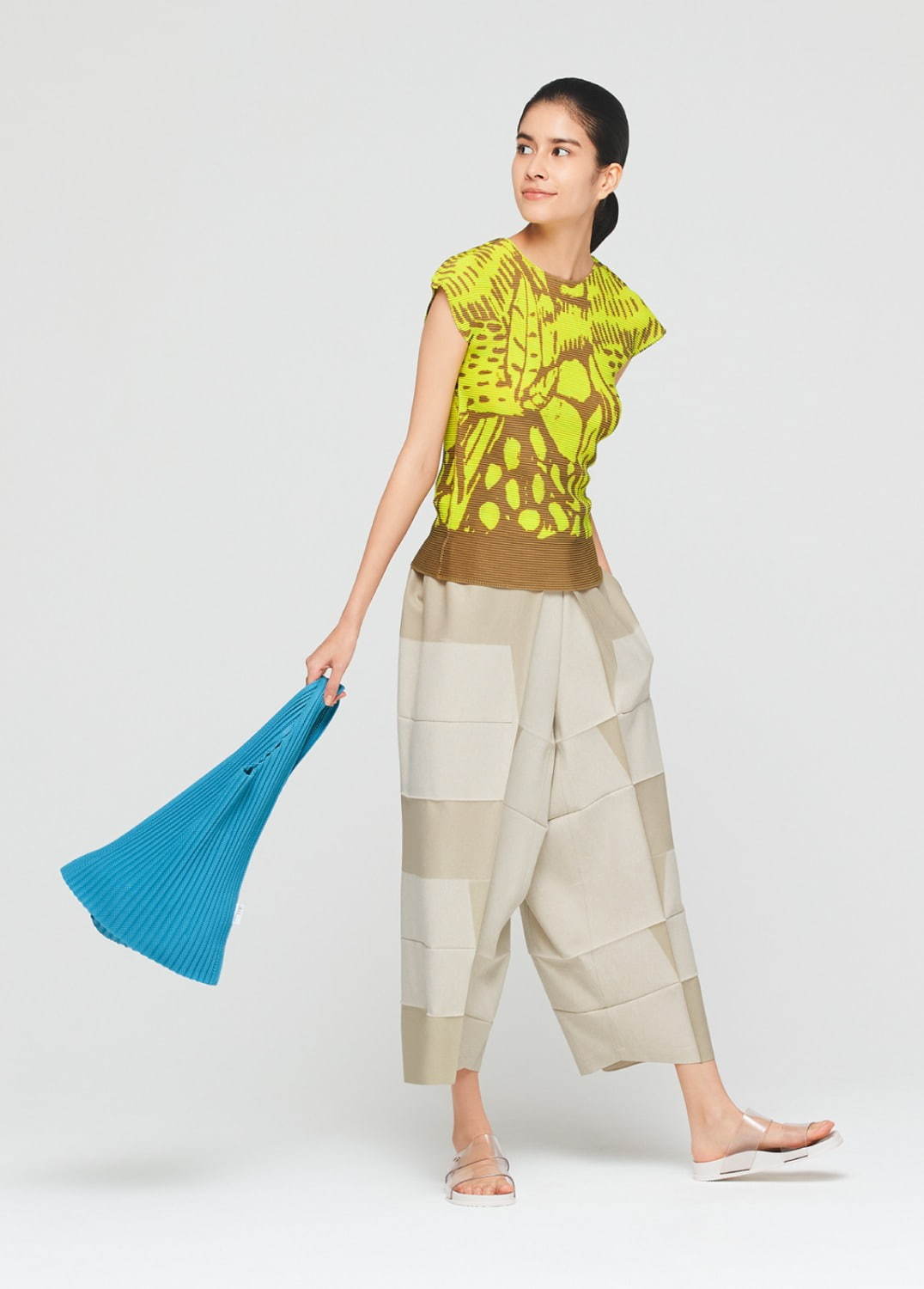me ISSEY MIYAKE 2020年春夏 | 画像24枚 - FASHIONSNAP