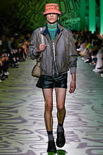 ディオール メンズ フォール 2020 コレクション - エレガンスに落とし込んだ“若きエネルギー”｜写真29