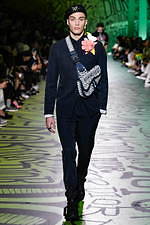 ディオール メンズ フォール 2020 コレクション - エレガンスに落とし込んだ“若きエネルギー”｜写真47