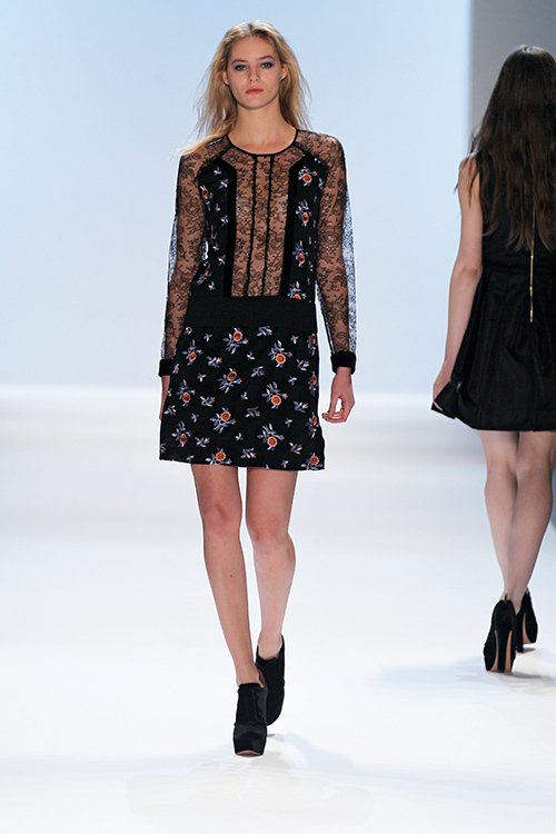 ジルスチュアート 2012-13年秋冬 <span>コレクション</span> - 写真35