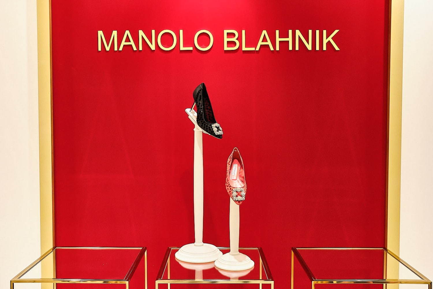 マノロ ブラニク(Manolo Blahnik) メイセール｜写真10