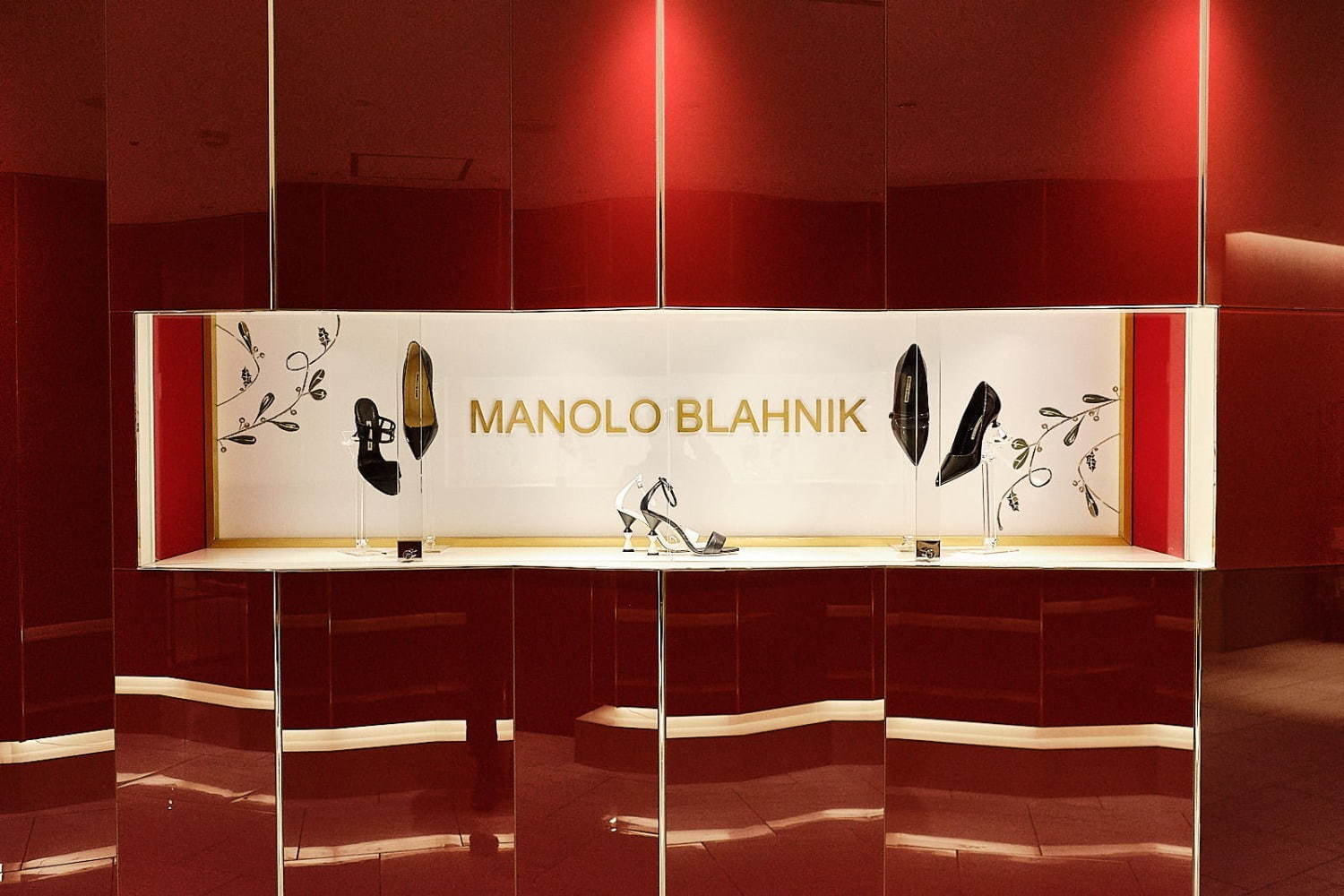 マノロ ブラニク(Manolo Blahnik) メイセール｜写真14