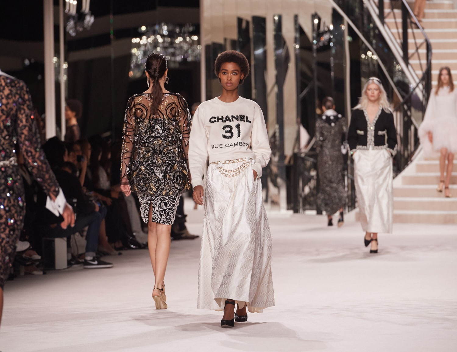 シャネル オートクチュール(CHANEL Haute Couture ) 2019-20年秋冬ウィメンズコレクション  - 写真63