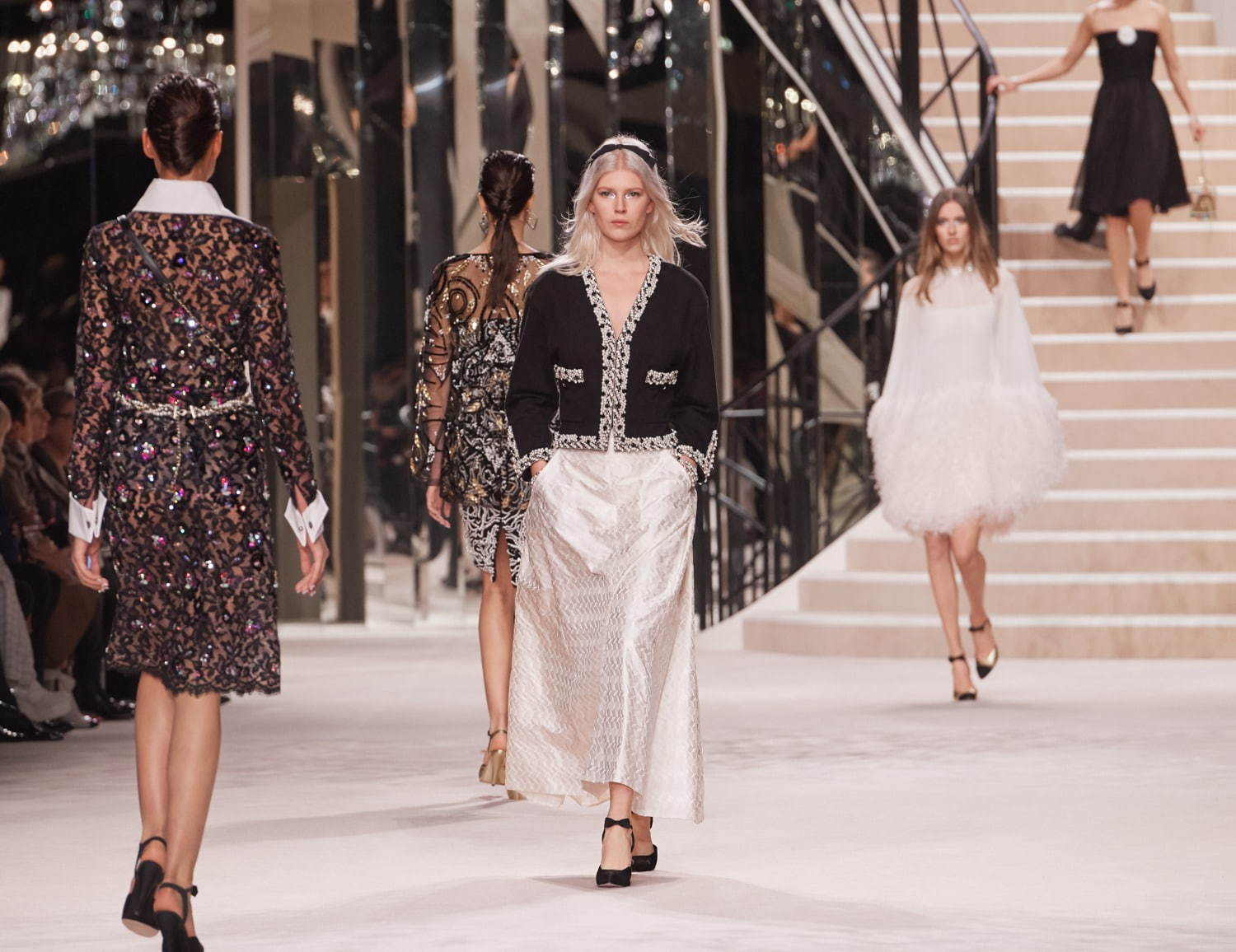 シャネル オートクチュール(CHANEL Haute Couture ) 2019-20年秋冬ウィメンズコレクション  - 写真64