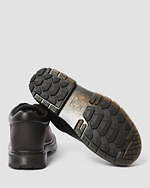 ドクターマーチン×ステューシー、ワークシューズに着想を得たタフな新作コラボアイテム｜写真6