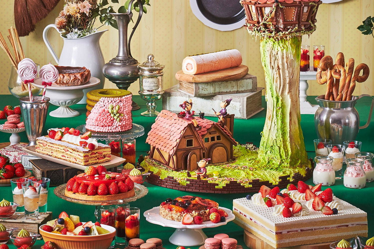 リーガロイヤルホテル (大阪)「いちごスイーツビュッフェ 第1弾 見習い魔女のお菓子工房」