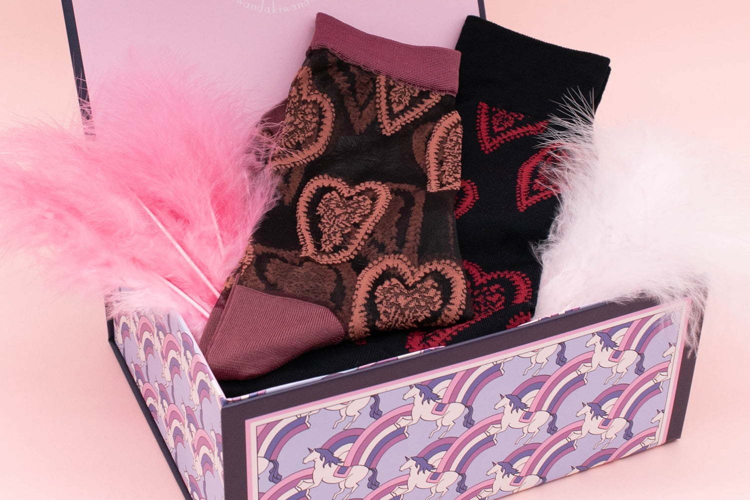 スイムウェア｜キワンダ“クリスマス”に向けたソックスやタイツ、松屋銀座で販売 - 初のカップ＆ソーサーも