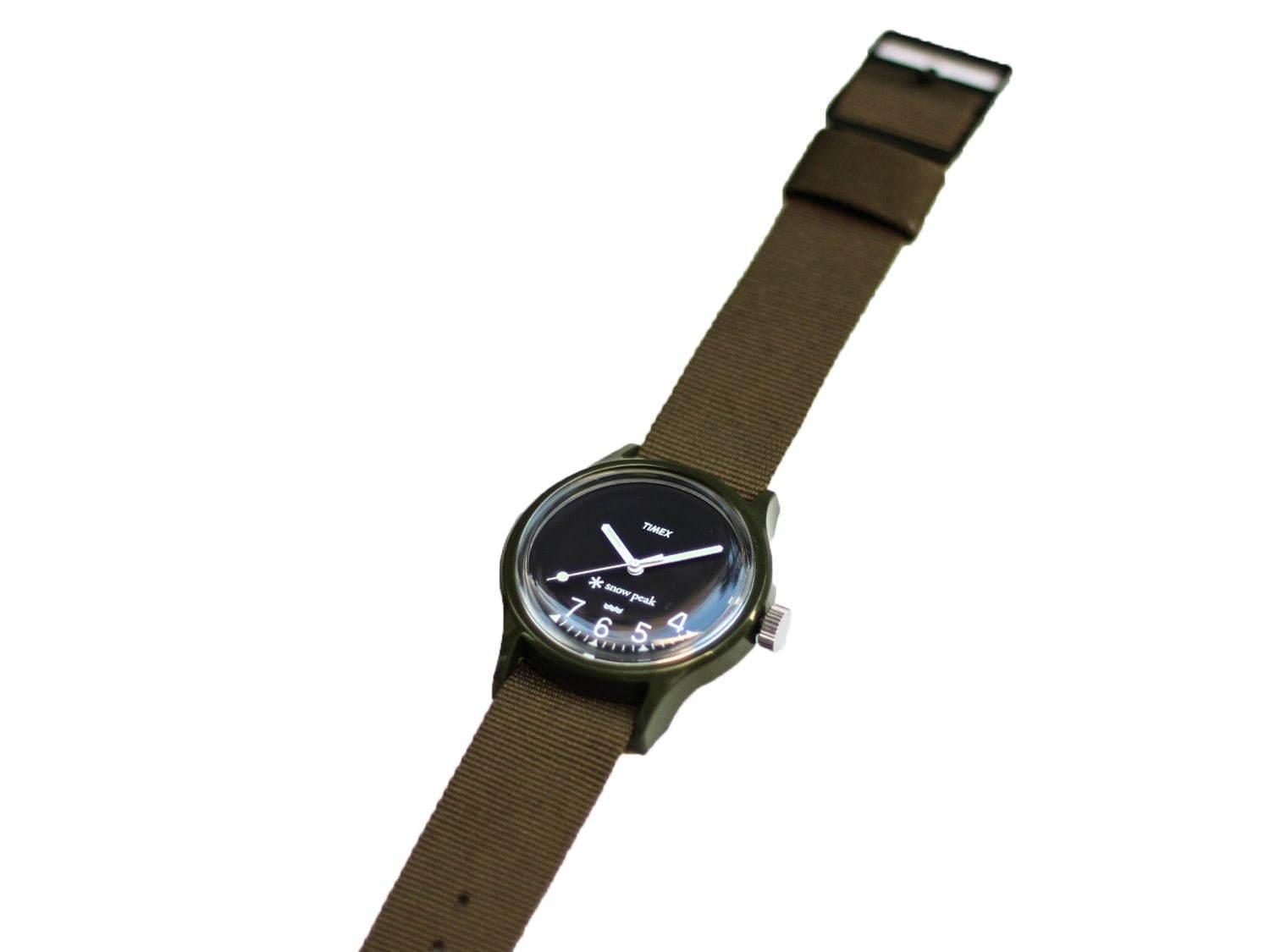 スノーピーク×ジャーナル スタンダード レリューム×タイメックスの腕時計、4時〜7時のみ残した文字盤｜写真27