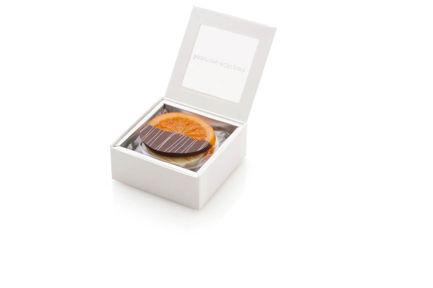 サダハル・アオキのバレンタイン、受賞チョコを詰め合わせた新作ショコラアソートやハートのケーキ｜写真10