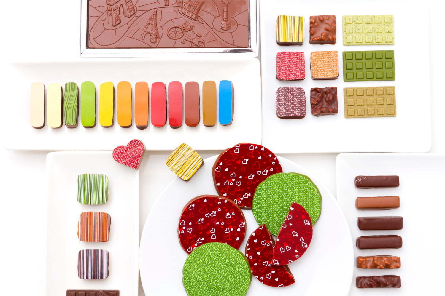 エシレバター｜サダハル・アオキのバレンタイン、受賞チョコを詰め合わせた新作ショコラアソートやハートのケーキ