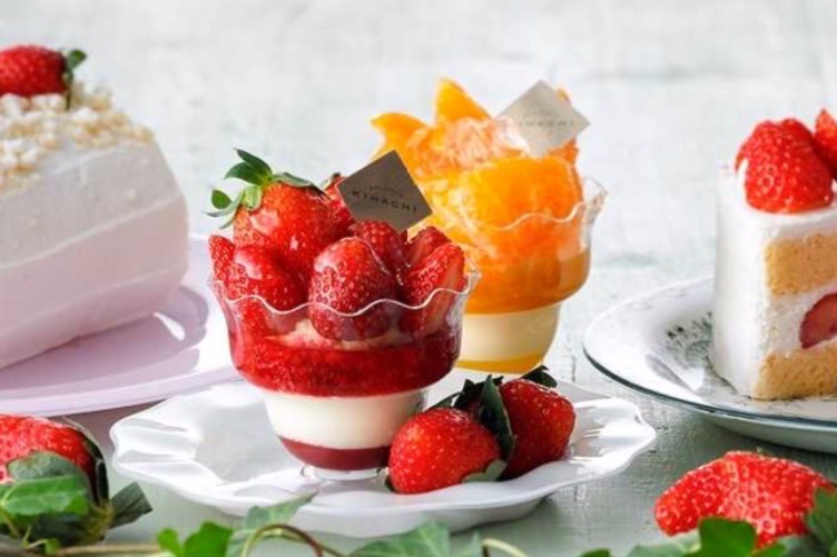 とちおとめ｜パティスリー キハチ“苺＆柑橘”の限定スイーツ、たっぷり苺のパフェやベリー5種のケーキ
