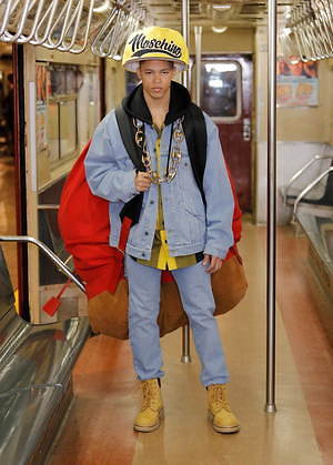 モスキーノ(MOSCHINO) 2020年プレフォールウィメンズ&メンズコレクション  - 写真34