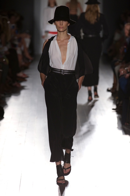 ヴィクトリア ベッカム Victoria Beckham 13年春夏ウィメンズコレクション ファッションプレス