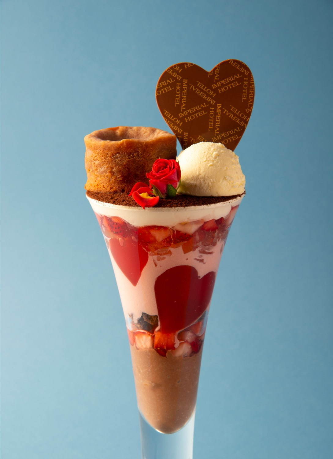 帝国ホテル 大阪のバレンタイン2020、濃厚クリーミーなチョコケーキやルビーチョコのパフェなど｜写真4