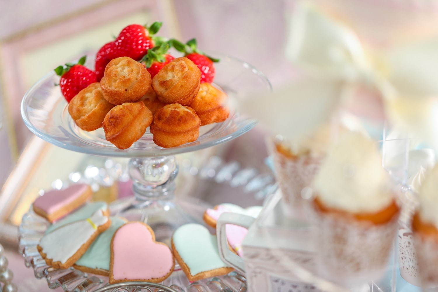“マリーアントワネット”の宝石をイメージした苺のデザートブッフェが大阪で開催｜写真16