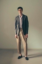 メンズテーラードジャケットのおすすめコーデ〈2020春夏〉人気ブランドのカジュアルな着こなしを特集｜写真7