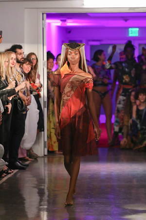 デシグアル(Desigual) 2020年春夏ウィメンズ&メンズコレクション  - 写真7