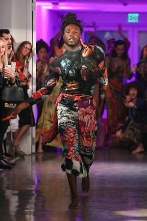 デシグアル(Desigual) 2020年春夏ウィメンズ&メンズコレクション  - 写真9