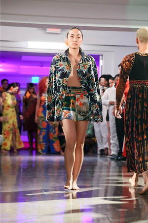 デシグアル(Desigual) 2020年春夏ウィメンズ&メンズコレクション  - 写真29