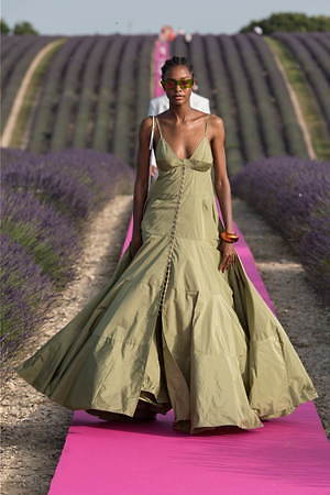 ジャックムス(JACQUEMUS) 2020年春夏ウィメンズコレクション  - 写真12