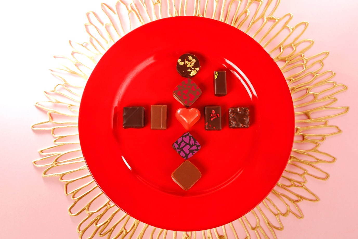 ショコラティエ パレ ド オールのバレンタイン、自家製チョコレートBOX＆限定チョコパフェも｜写真3
