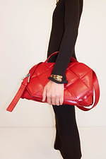 ボッテガ・ヴェネタ 2020年プレフォールウィメンズコレクション、精巧に作り上げた大胆なエレガンス｜写真21