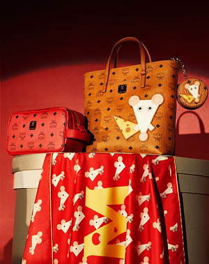 希少✨️ MCM ポーチ 財布 レッド ねずみ 干支