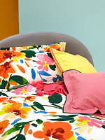 フランフラン“地中海のリゾート”着想の20年春夏インテリア、ビビッド花模様カバー＆マグなど｜写真8