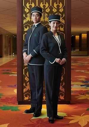 リーガロイヤルホテル大阪のユニフォームをホワイトマウンテニアリング相澤がデザイン｜写真4