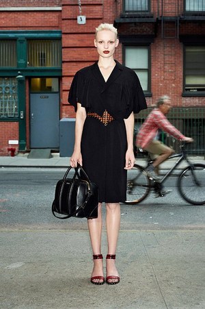 ジバンシィ ブラック ミディアム ルクレツィア レザー Givenchy幅318cm