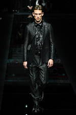 エンポリオ アルマーニ 2020年秋冬メンズコレクション - 時代が求める高機能クラシックウェア｜写真103