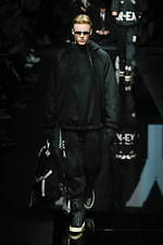 エンポリオ アルマーニ 2020年秋冬メンズコレクション - 時代が求める高機能クラシックウェア｜写真114