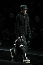 エンポリオ アルマーニ 2020年秋冬メンズコレクション - 時代が求める高機能クラシックウェア｜写真122