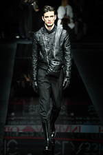 エンポリオ アルマーニ 2020年秋冬メンズコレクション - 時代が求める高機能クラシックウェア｜写真83